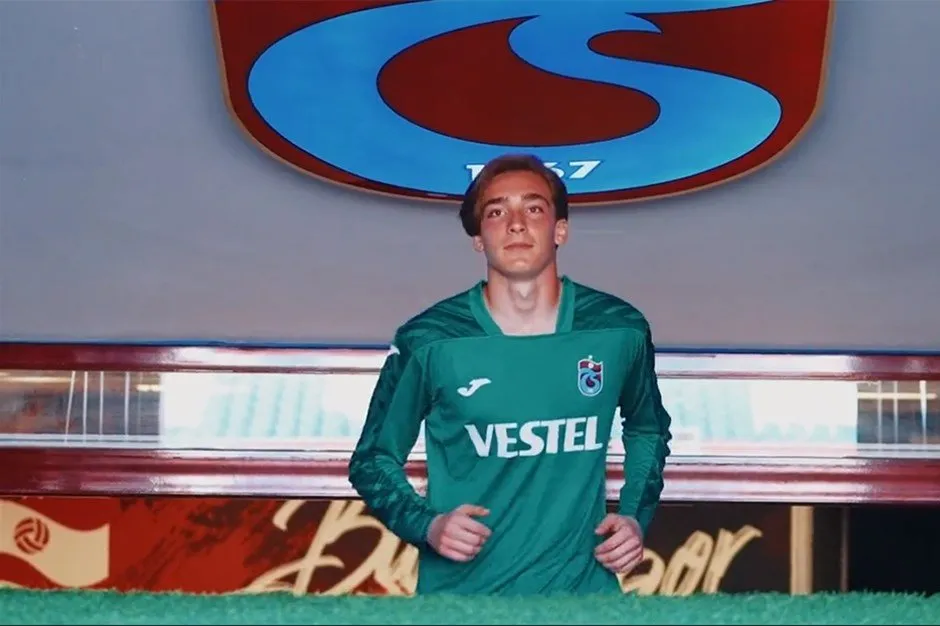 Futbol dünyasının genç yeteneklerinden biri olan Onuralp Çevikkan, Trabzonspor’a transferiyle