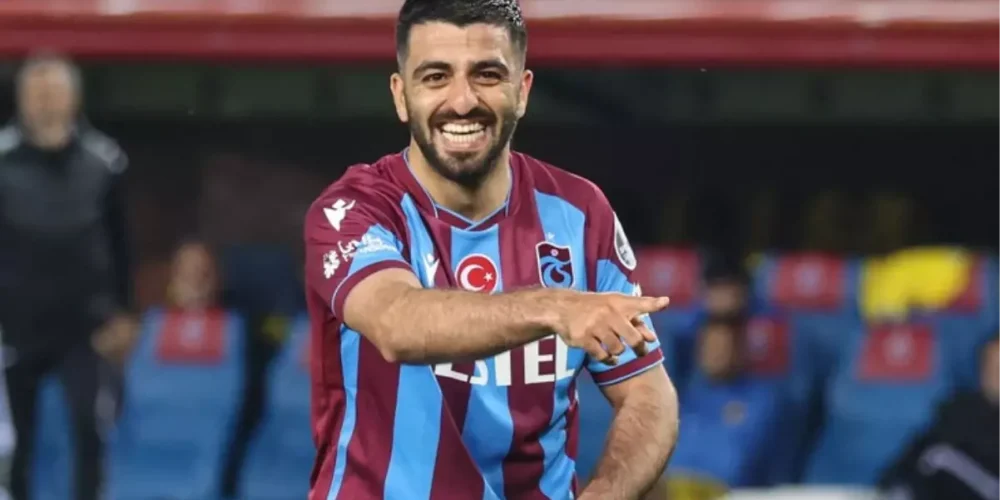 Umut Bozok Biyografisi: Boyu, Kilosu, Yaşı, Aslen Nereli, Evli mi, Eşi Kim, Mevkisi ve Hangi Takımlarda Oynadı? Umut Bozok’un Hayatı ve Futbol Kariyeri