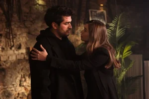 &nbsp; Star TV’nin sevilen dizisi Yalı Çapkını, yılbaşı haftasında ekranlara