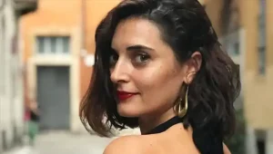 Kral Kaybederse Handan kimdir? Son dönemin merakla beklenen dizilerinden Kral