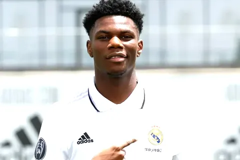   Aurelien Tchouameni, modern futbolun en değerli orta saha oyuncularından