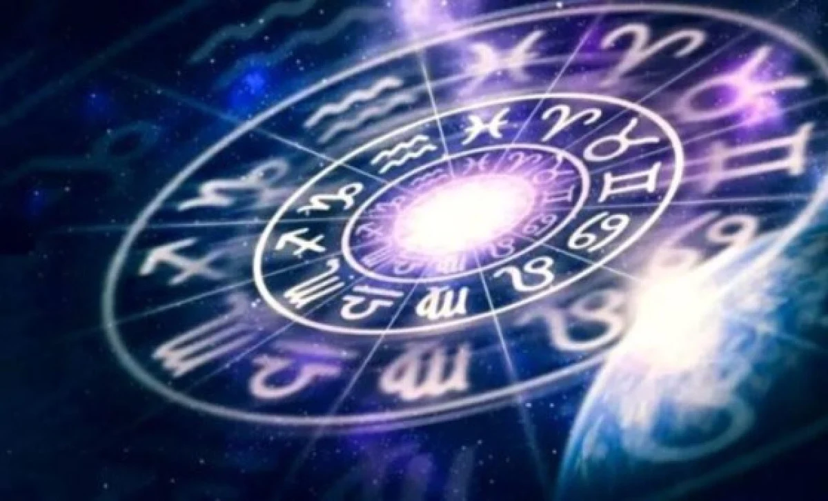   Astroloji dünyası, burçların kişilik özelliklerini belirlemede büyük bir öneme