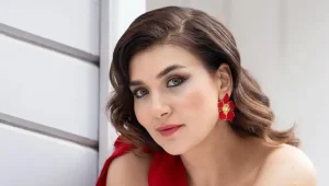 Kötü Kan dizisi Kumru kimdir? Bu soru, dizinin tanıtımının ardından