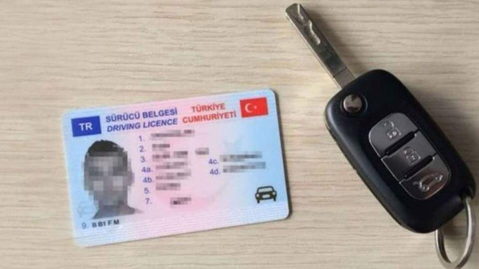 Ehliyet Yaşı 16’ya mı Düştü? Ehliyet Yaşı Kaç Oldu?