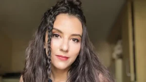 Ezgi Ulusoy kaç yaşında? Kral Kaybederse dizisi, her bölümüyle dikkat