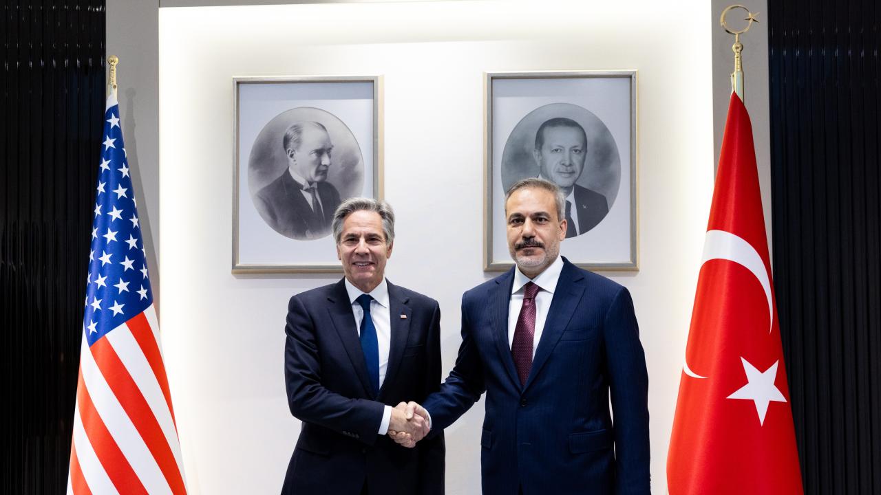 Suriye’de Esad rejiminin yıkılmasının ardından Türkiye’nin yoğun diplomasi trafiği sürüyor.
