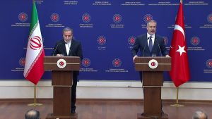 Dışişleri Bakanı Hakan Fidan, İran Dışişleri Bakanı Abbas Arakçi ile