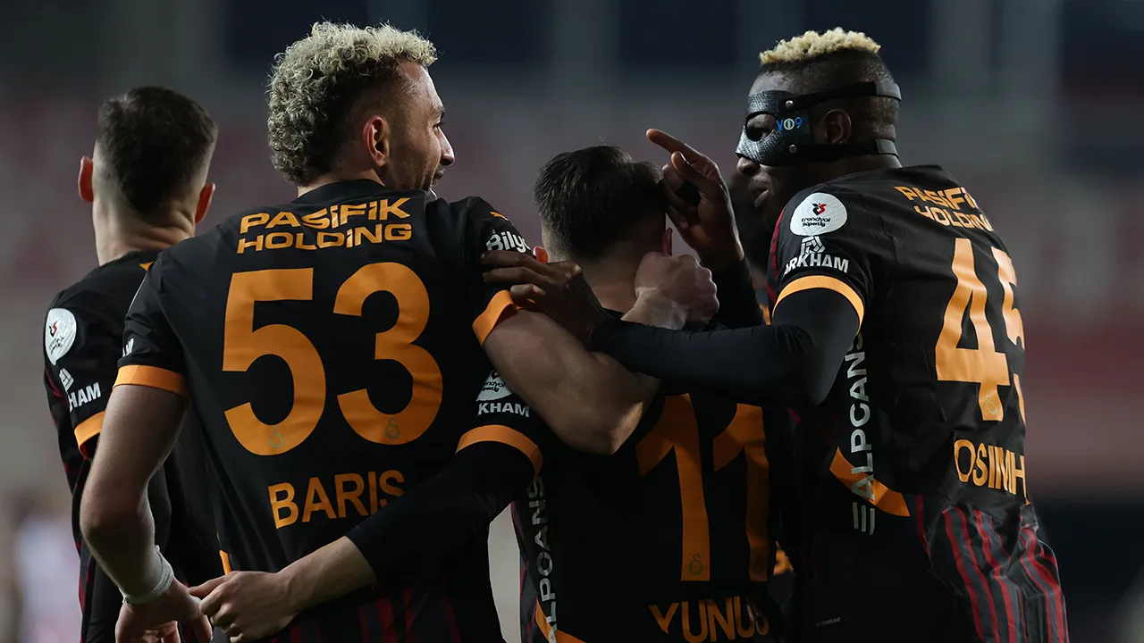 Galatasaray, dün akşam Sivasspor maçında sakatlanan Victor Osimhen ve Barış