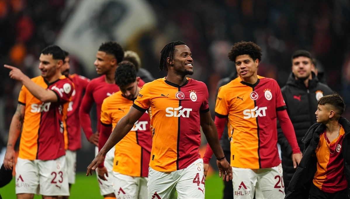 Trabzonspor’u 4-3 mağlup ederek şampiyonluk yarışında kritik bir galibiyet alan