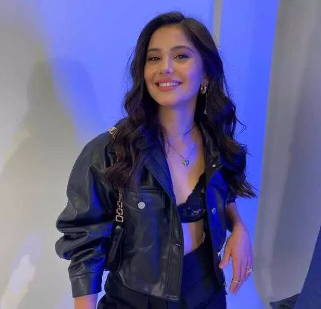 Şakir Paşa Ailesi Sümbül'ü Helin Kandemir Kimdir? Sevgilisi Kim, Kaç Yaşında, Nereli, Ne Okuyor?