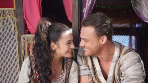 Yapımını Kunay Film’in üstlendiği, yönetmen koltuğunda Onur Ünlü’nün oturduğu ve