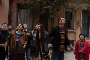 &nbsp; Star TV’nin sevilen dizisi Sahipsizler, yılbaşı haftasında ekranlarda olmayacak.