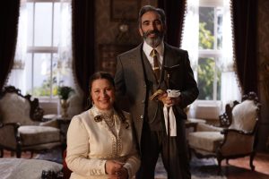 NOW TV ekranlarında her Pazar akşamı izleyiciyle buluşan Şakir Paşa