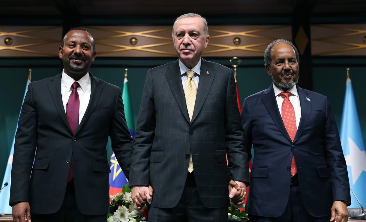 Türkiye, güvenilir dış politikası ile küresel sorunların çözümünde öncü rol