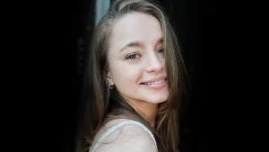 Kızılcık Şerbeti Selvi kimdir? SHOW TV’nin sevilen dizisi Kızılcık Şerbeti,