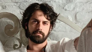 Kızılcık Şerbeti Serdar kimdir? Kızılcık Şerbeti dizisinin Serdar karakteriyle ekranlara