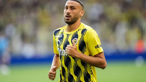 Cenk Tosun Hangi Takıma Transfer Ediliyor, Fenerbahçe'den Ayrılıyor Mu, Piyasa Değeri Ne Kadar?