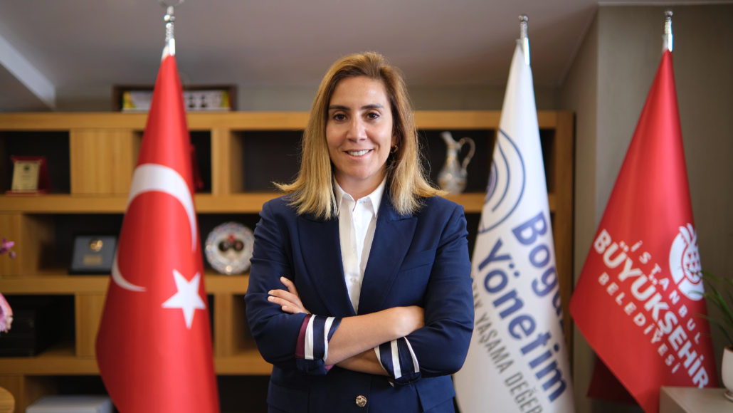 Merve Öztopaloğlu kimdir? Beşiktaş’ta başkanlık seçimi heyecanı sürerken, Serdal Adalı’nın