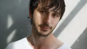 Eşref Rüya dizisi Faruk kimdir? Türk televizyon dünyasının yıldız isimlerinden