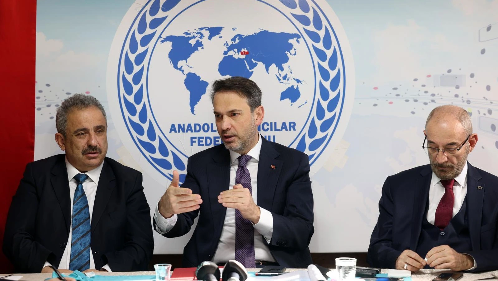 Enerji ve Tabii Kaynaklar Bakanı Alparslan Bayraktar, bu kış aylarında