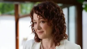 Bennu Yıldırımlar kimdir? İşte hayatı, kariyeri ve bilinmeyenler! İstanbul doğumlu,