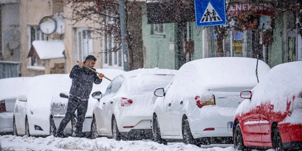 doğu anadolu kar eksi 25 sarı