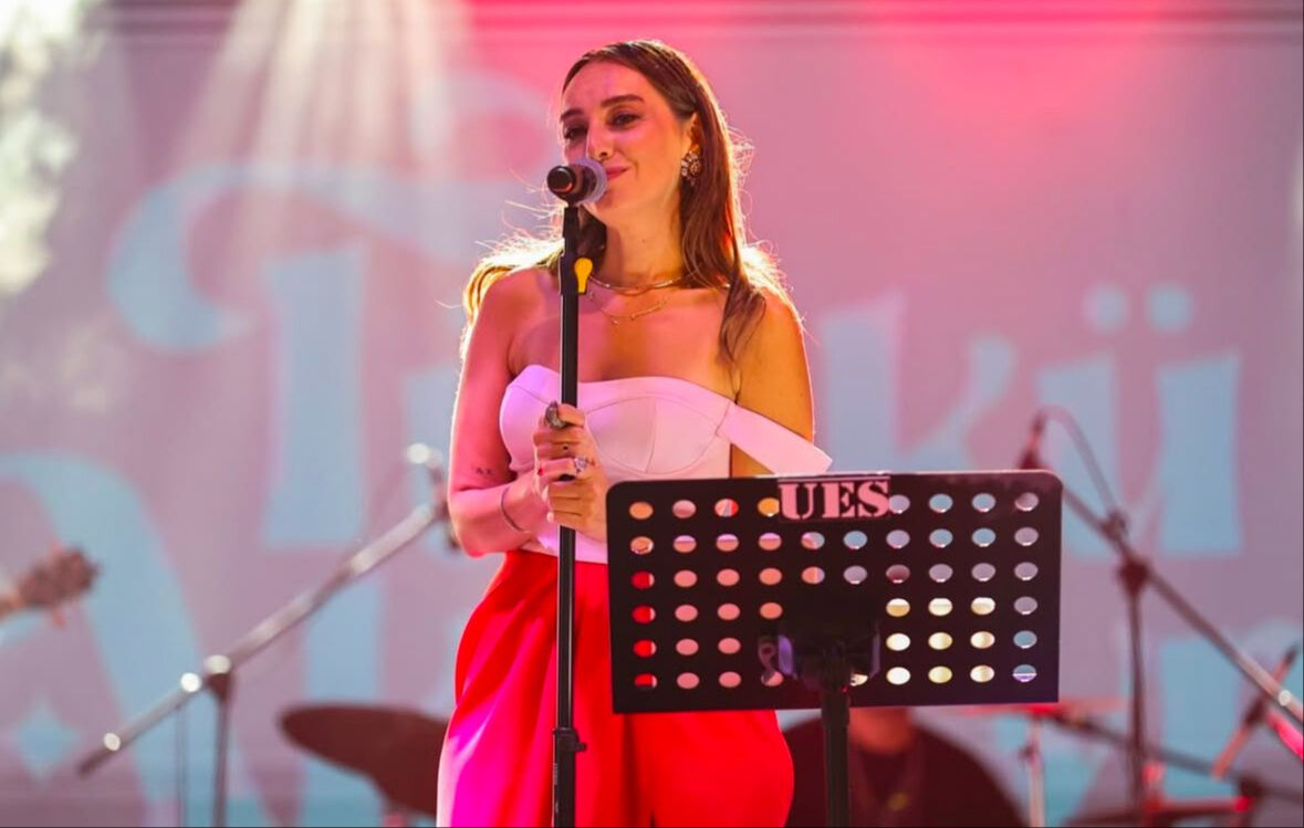 Edip Akbayram'ın Kızı Türkü Akbayram Kimdir, Neden Gündemde?