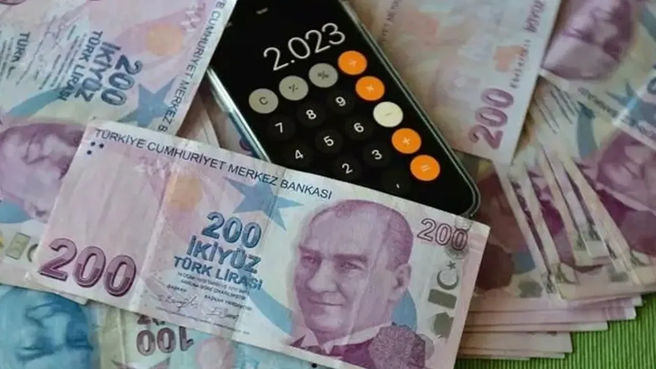 Elektrik Faturası 1050 TL'yi Geçenler 2 Bin TL mi Ödeyecek? Bakan Bayraktar Açıklaması