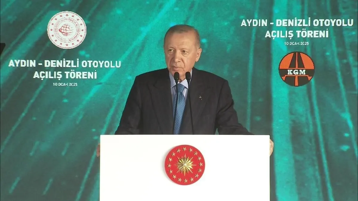 Cumhurbaşkanı Recep Tayyip Erdoğan, Aydın-Denizli Otoyolu’nun açılışına katıldı. Marmara Bölgesi’nden