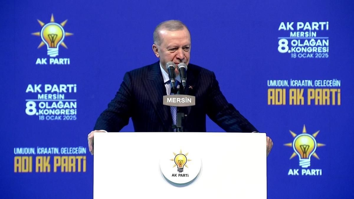Cumhurbaşkanı Recep Tayyip Erdoğan, Servet Tazegül Kapalı Spor Salonu’nda düzenlenen