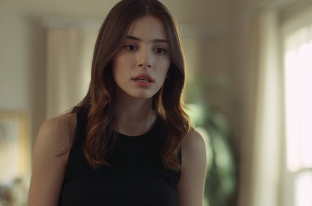 Eşref Rüya’nın Afra’sı Kimdir, Gerçek Adı Nedir? Ebrar Karabakan Kimdir, Kaç Yaşında, Aslen Nereli, Hangi Dizi ve Filmlerde Oynadı?
