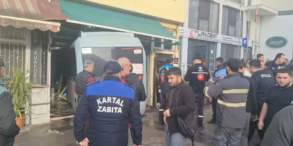 kartal minibüs kaza