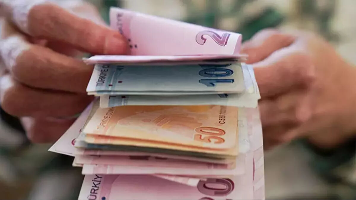 Memur ve Emekli Maaş Farkları Ne Zaman, Hangi Tarihte Yatacak? 14 Günlük Maaş Farkları Ödeme Tarihleri Açıklandı mı?