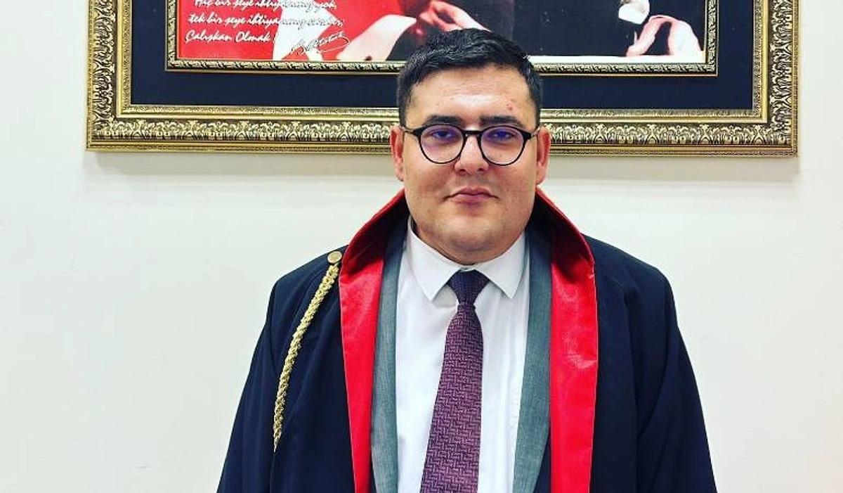 Adana Adliyesi’nde Cumhuriyet Savcısı Adayı olarak görev yapan Mithat Can