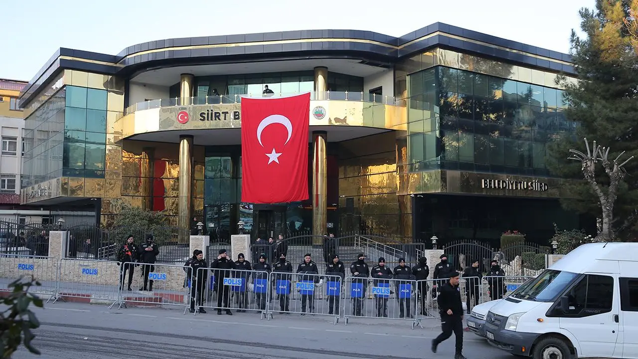 İçişleri Bakanlığı, Siirt Belediye Başkanı Sofya Alağaş’ın yerine Siirt Valisi