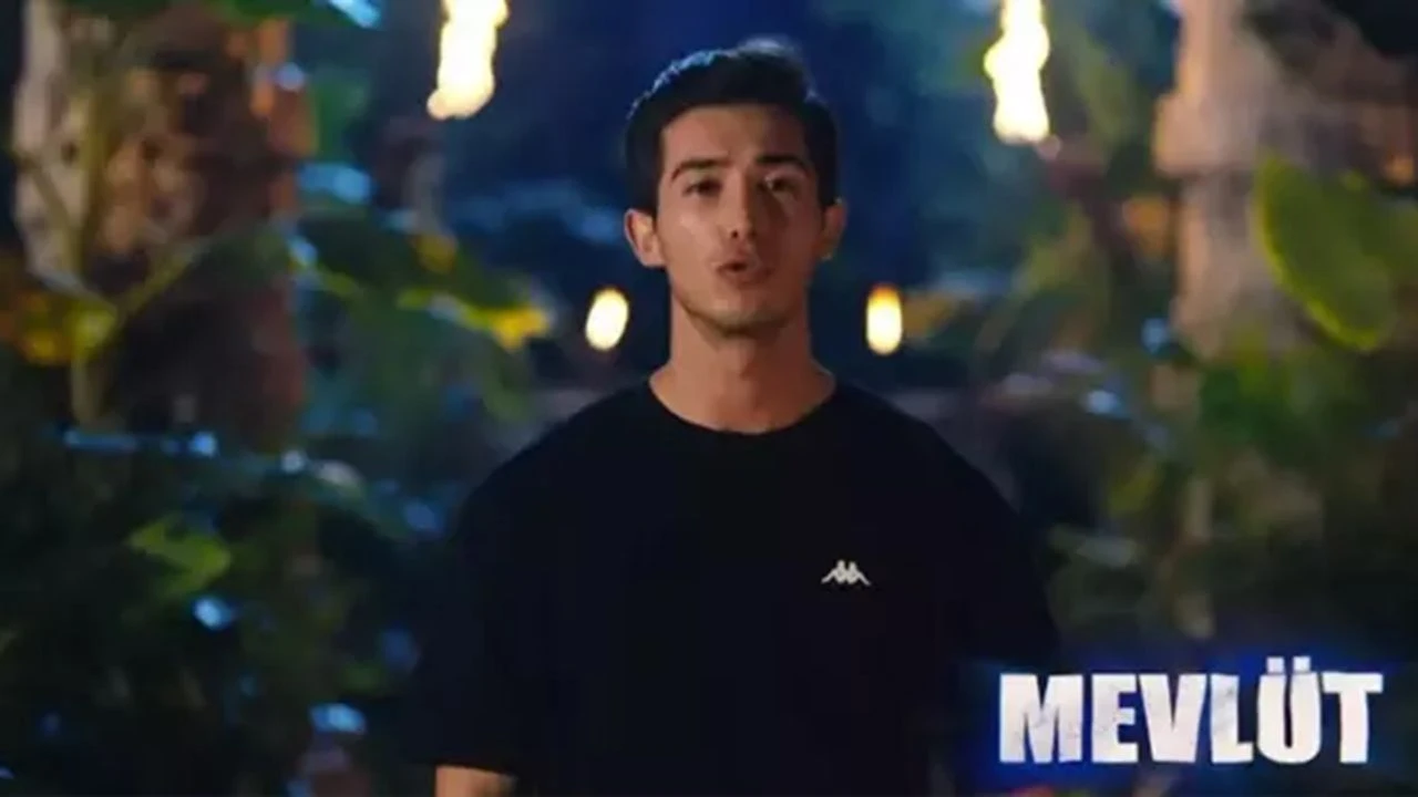 Survivor 2025 Gönüllüler Takımı’nda yer alan Mevlüt Koçak, güçlü fiziği