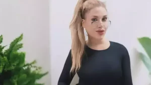 TV8 ekranlarında yayınlanan Survivor All Star 2025, ilk bölümüyle izleyicileri