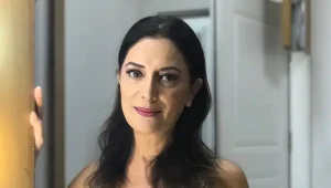 Sen Ağlama İstanbul dizisi Zerrin kimdir? Türk televizyon dünyasının dikkat