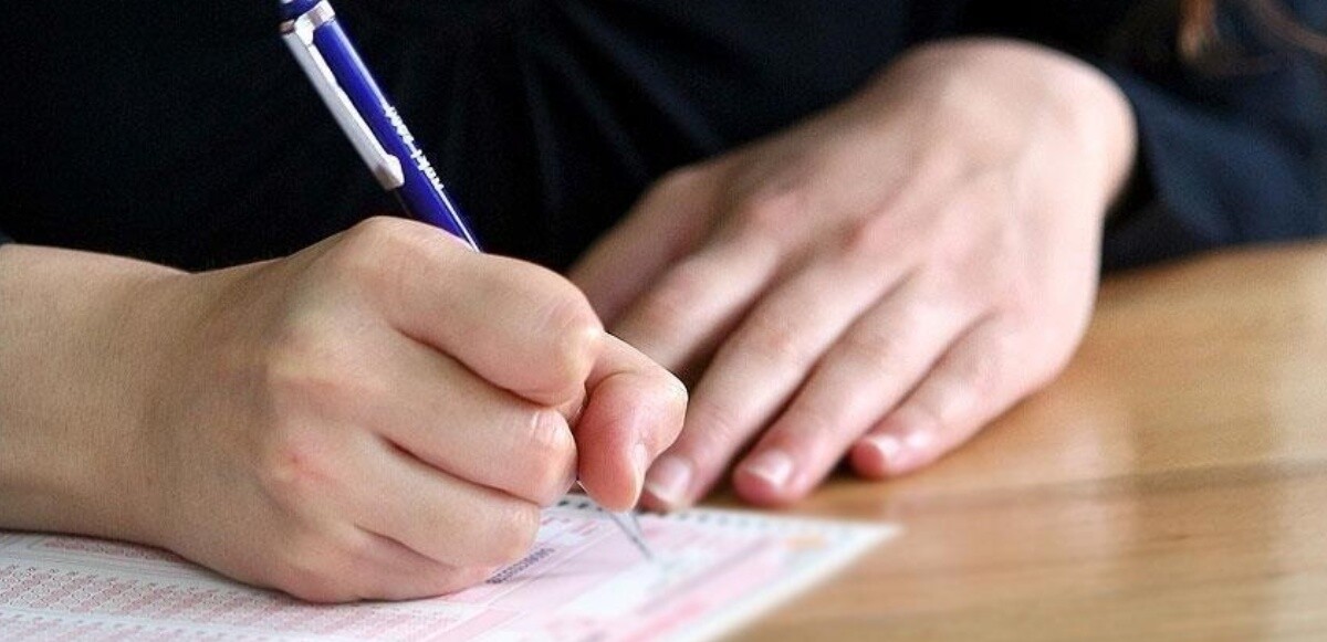 2025'te En Çok Tercih Edilen 2 Yıllık Bölümler Hangileri? Sözel Bölümler Arasında En İyi 2 Yıllık Programlar Neler? Sayısal Ağırlıklı 2 Yıllık Önlisans Bölümleri Hangileri?