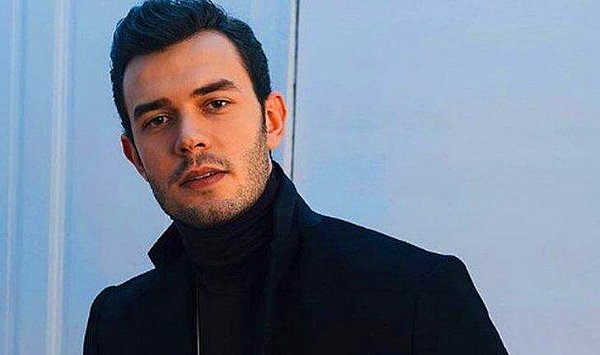 Aytaç Şaşmaz Biyografisi: Boyu Kaç, Kaç Yaşında, Aslen Nereli, Kaosun Anatomisi Dizisinde mi, Evli mi, Sevgilisi Kim, Hangi Dizi ve Filmlerde Rol Aldı?