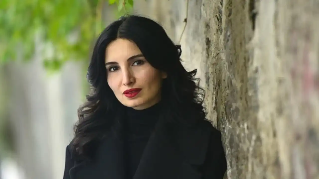Başak Sayan kimdir