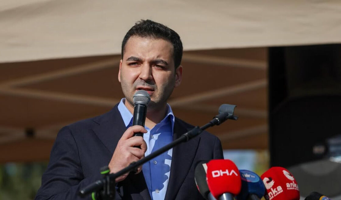 Cem Aydın’a hapis cezası verilmesi, kamuoyunda geniş yankı uyandırdı. CHP