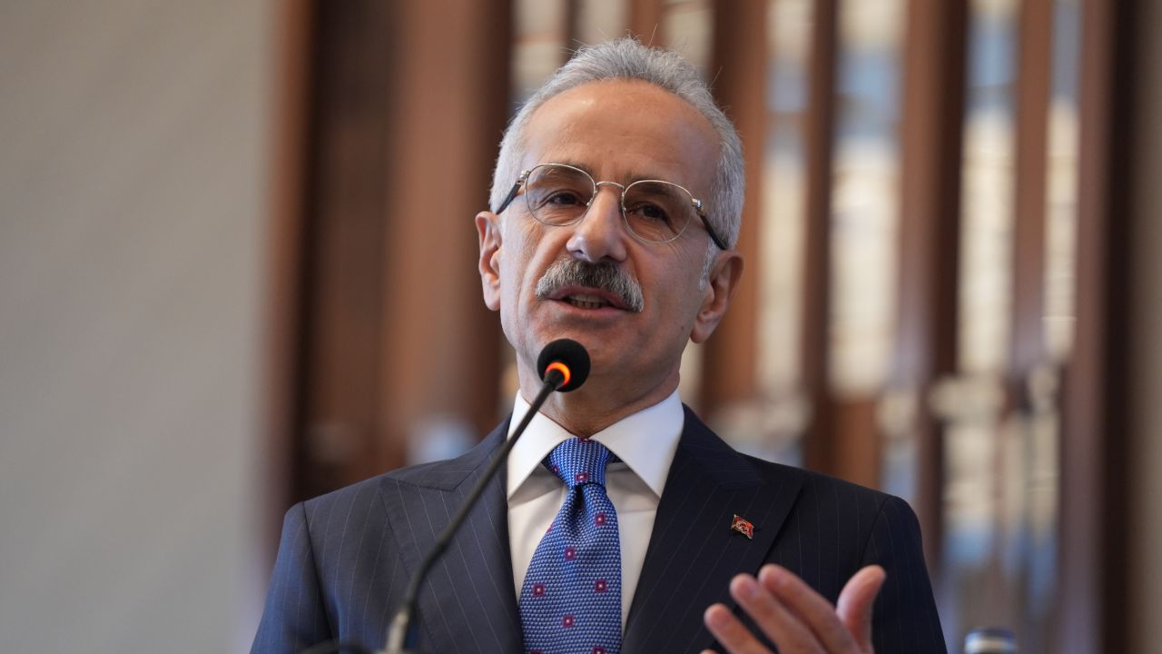 Discord Açılacak mı 2025? Son Durum Bakan Uraloğlu Açıkladı