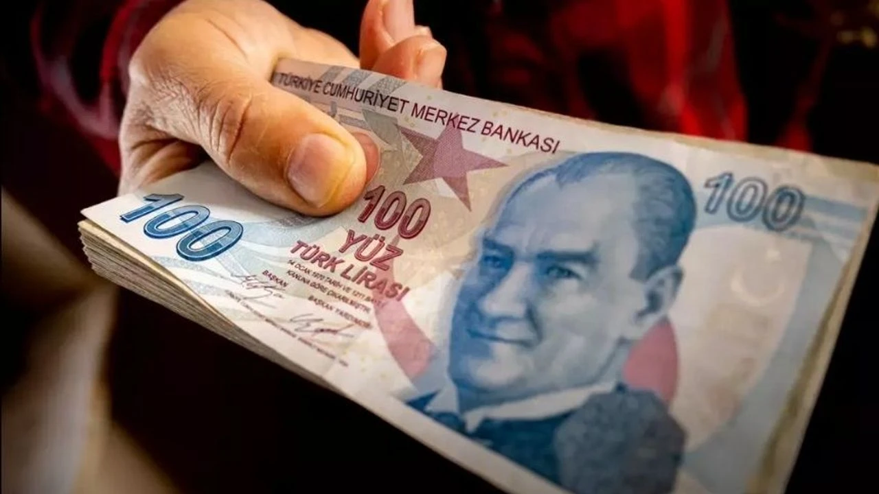 Emekli Bayram İkramiyesi Ne Kadar Olacak? Emekli bayram ikramiyesi, milyonlarca
