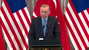 Cumhurbaşkanı Recep Tayyip Erdoğan, resmi temaslarda bulunmak üzere gittiği Malezya’da,