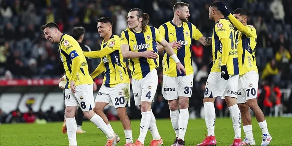 Fenerbahçe'nin Anderlecht Karşısındaki 3-0'lık Galibiyetinin Detayları Neler? Fenerbahçe'nin Anderlecht Maçındaki Gollerini Kimler Attı?