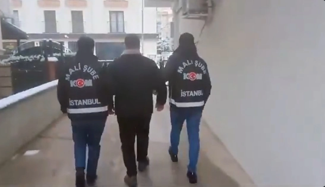 Bakan Yerlikaya, sosyal medya hesabından yaptığı açıklamada, Antalya merkezli 31