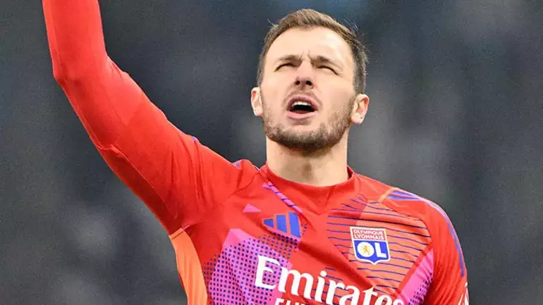 Galatasaray'da Muslera’nın Yerine Sürpriz Kaleci! Menajeri İstanbul'a Geldi