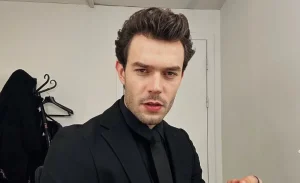 Kaosun Anatomisi dizisi, HBO Max’in Türkiye pazarına giriş yapmasıyla duyurduğu