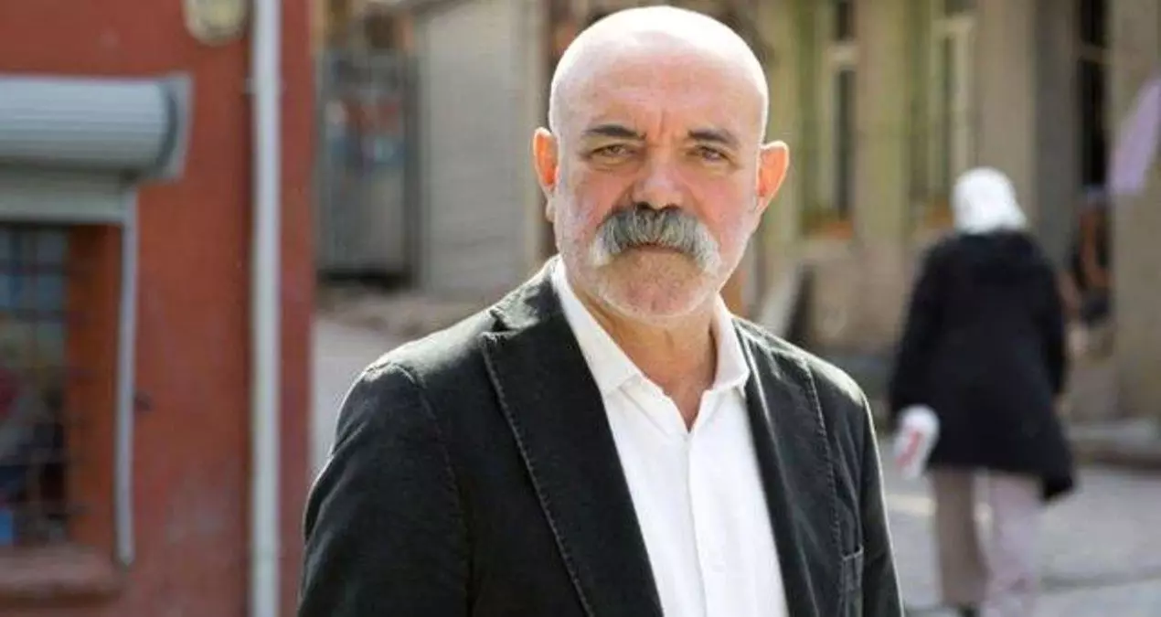Veliaht Dizisi Zaro Kimdir, Gerçek Adı Nedir? Ercan Kesal’in Veliaht Dizisindeki Rolü Nedir, Hangi Karakteri Canlandırıyor?